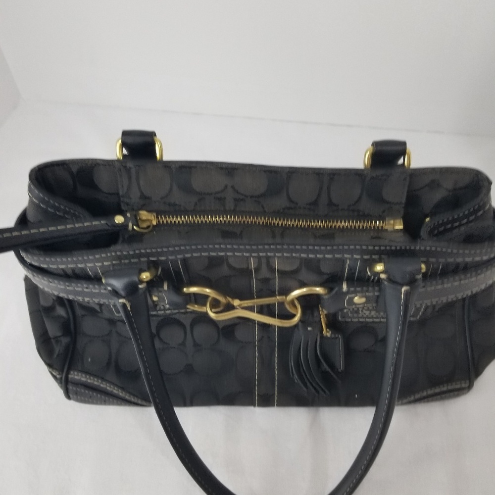 Coach  purse  shoulder bag hand bag Tote makeup ba